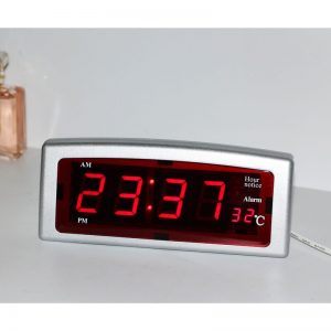 Лед часовник с аларма и термометър